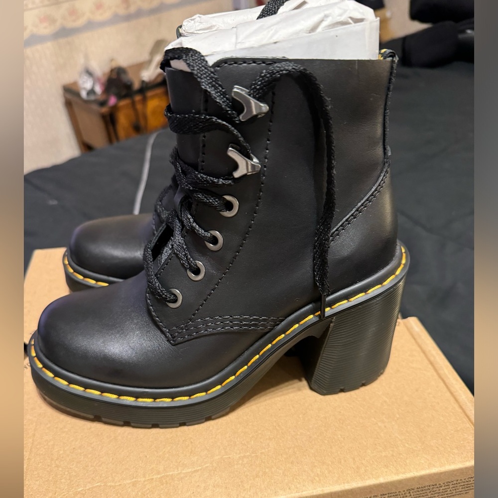 Dr. Martens Jesy Black Lace-Up Chunky Heel Boots very gently used